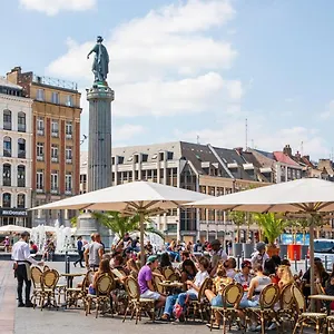Apartment Hypercentre-2 Bedrooms Very Bright + Parking, Lille